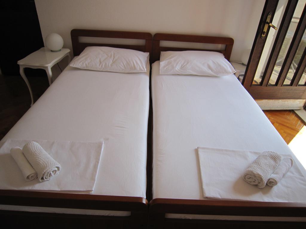 Holiday Home Mona Igrane Δωμάτιο φωτογραφία