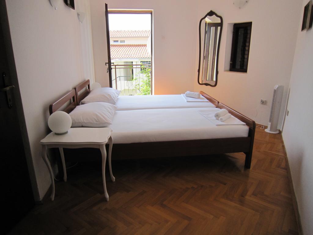 Holiday Home Mona Igrane Δωμάτιο φωτογραφία