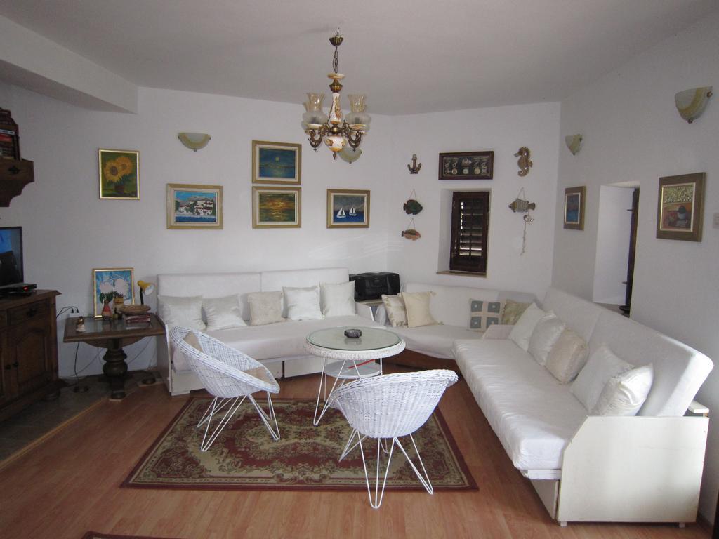 Holiday Home Mona Igrane Δωμάτιο φωτογραφία